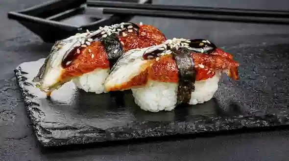 Angolna nigiri (1 db) étel a(z) SUSHI MASTER menüjében Angolna nigiri (1 db) menü a(z) SUSHI MASTER-től